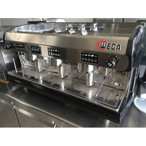Μηχανή Espresso WEGA Polaris αυτόματη 3 group